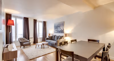 Mail IV | Serviced 2-Bedroom for Work + Terrace