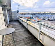 Luxury Central Penthouse: 2 Bed, secure parking