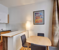 Sauveur 201 | Serviced 1-Bedroom for Work