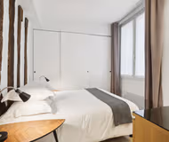 Sauveur 301 | Serviced 1-Bedroom for Work
