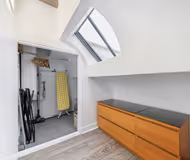 Sauveur 501 | Serviced Studio for Work