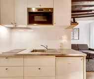 Sauveur IV | Serviced 1-Bedroom for Work