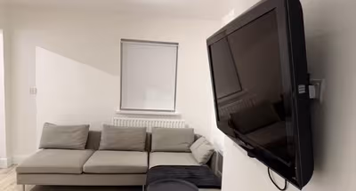 Modern Nottingham House| Sleeps 14 Parking+Garden