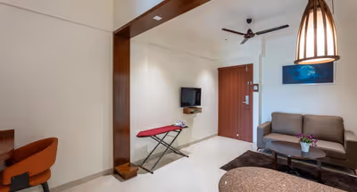 Urban Luxe Suites