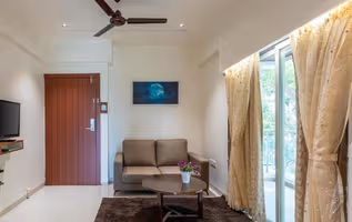 Urban Luxe Suites