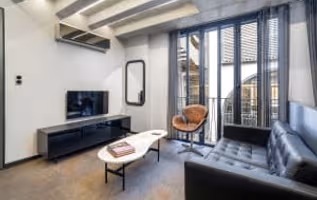 Contemporary Downtown  Apartment
