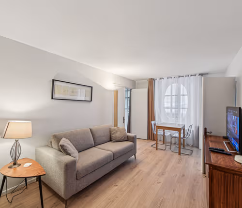 Vieille du Temple IV | Serviced 1-Bedroom for Work