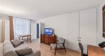 Vieille du Temple IV | Serviced 1-Bedroom for Work