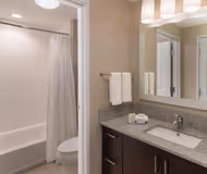 National Pkwy ApartHotel