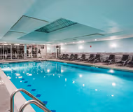 National Pkwy ApartHotel