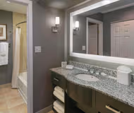 American Lane ApartHotel