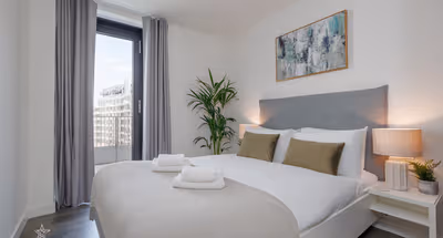 114 Hows | Coppermaker Square