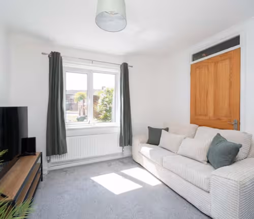 Stylish 3-Bed Home
