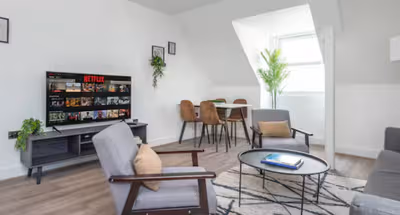 Stratford Flat 6