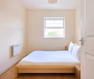 Beige & Timber Flat Edgware
