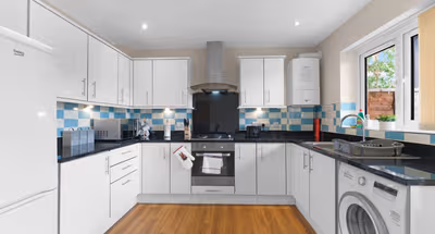 Heathrow Living 1 and 2 Bedroom Apartment