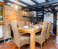 2 Pound Cottage