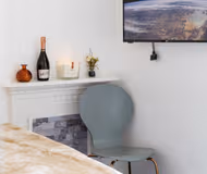 Prime Oxford Street Apartment