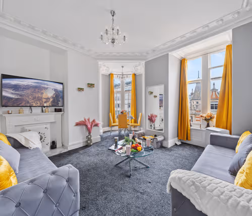 Prime Oxford Street Apartment