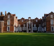 Sleeps 7 | Ipswich | Contractors Welcome