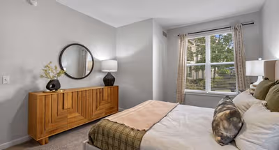 Warrenville Rd Apartments