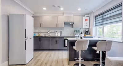 Widford 5 Bed | Ideal for Work & Leisure