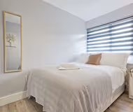 Widford 5 Bed | Ideal for Work & Leisure