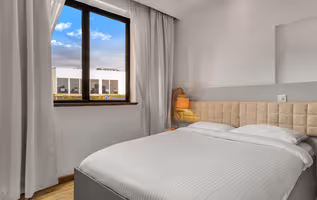 School Lane Serviced Apartments