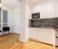 Prime Paris 8th Retreat | Avenue de Wagram | Air-Conditioned