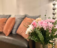 Aldgate East Apartment with rooftop Terrace access