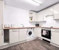 Luxury Apartment - Sleeps 4