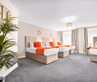 Luxury Apartment - Sleeps 4