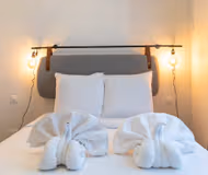 Modern Parisian Haven with Air Conditioning in the Exclusive Golden Triangle