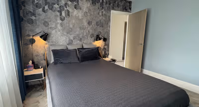 3 Bed Semi Detached House with Ground Floor Suite