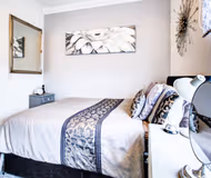 Waltham Abbey Haven 2 Bed 2 Bath Flat FREE Parking