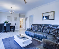 Waltham Abbey Haven 2 Bed 2 Bath Flat FREE Parking