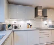 Contractor & Corporate House | 4BR | Fast Wi-Fi | Jacuzzi