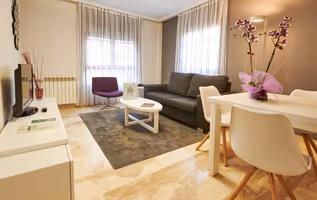 César Augusto Serviced Apartment