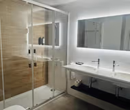 César Augusto Serviced Apartment