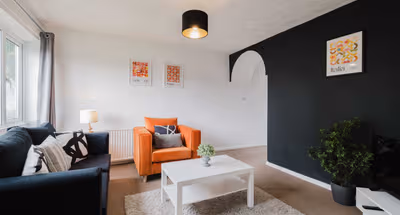 Spacious 3-Bed Home with Free Parking
