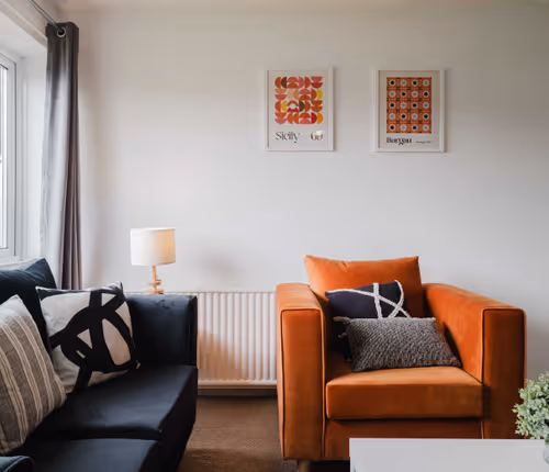 Spacious 3-Bed Home with Free Parking