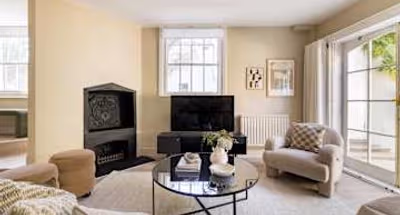 Sunlit Sands End Terrace & Garden