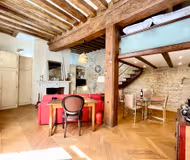 Rue des Deux Ponts Serviced Apartment
