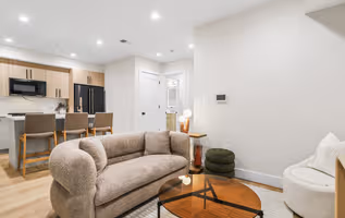 Woodley Park  Modern