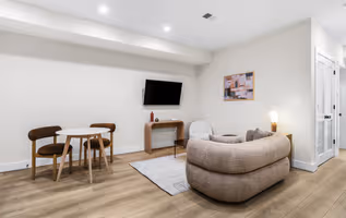 Calm Friendly Retreat