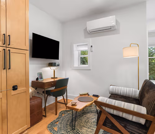 Modern Studio on Capitol Hill