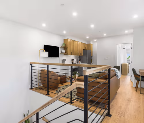 Penthouse  on the Hill