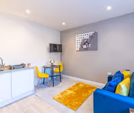Prescott Court by Guestz