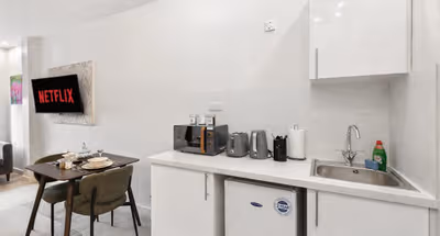 listing-1619567308729620335-1