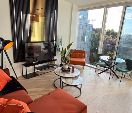 listing-1723394589448730828-0